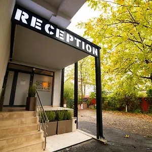 Bucharest Airport Accomodation شقة فندقية